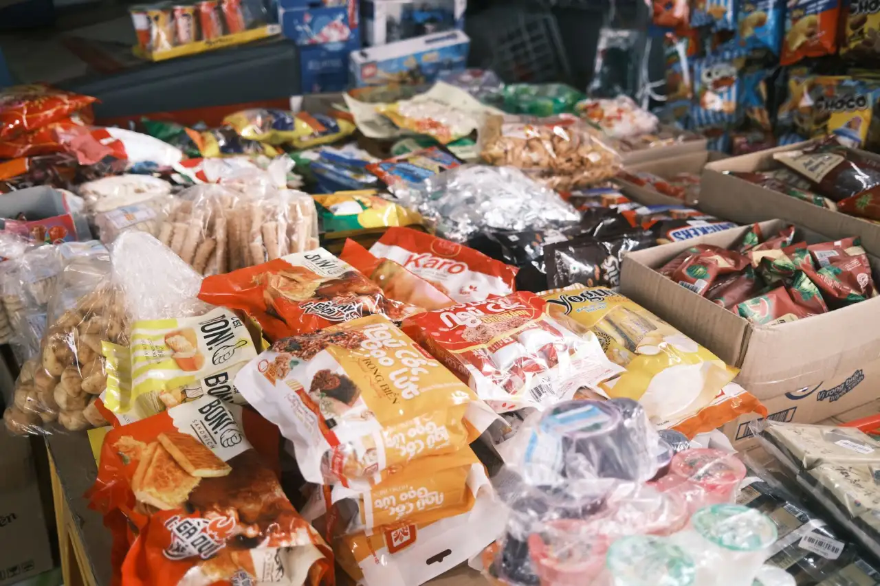 郑州环亚耐火材料高铝砖与粘土砖性能对比及应用场景分析